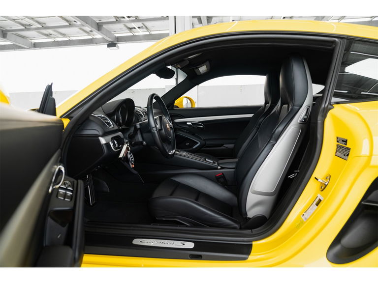 Porsche 981 Cayman S