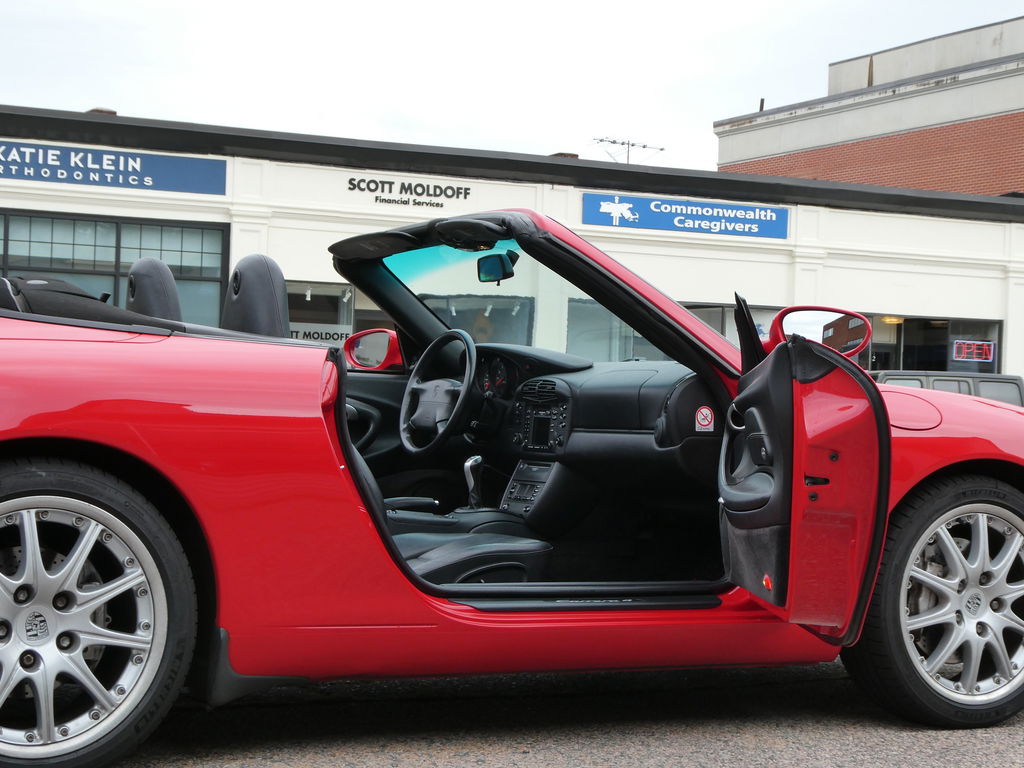 Porsche 996 Carrera 4