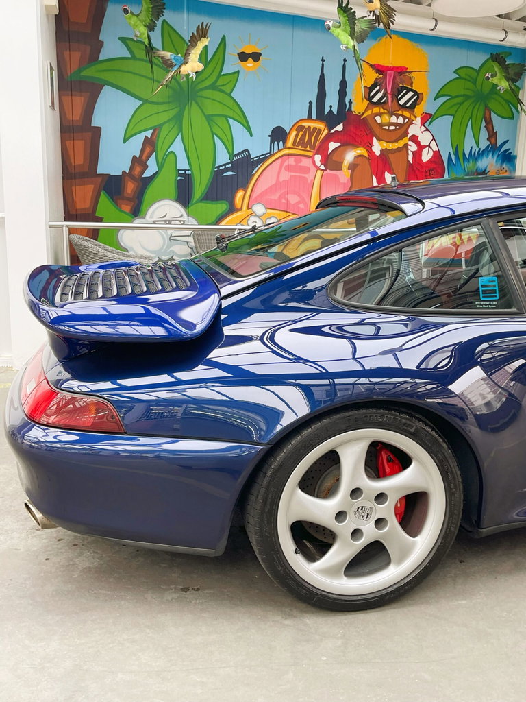 Porsche 993 Carrera 4S