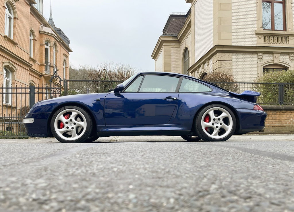 Porsche 993 Carrera 4S