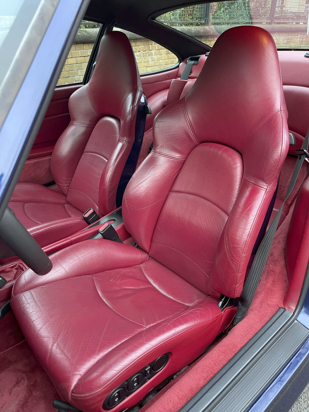 Porsche 993 Carrera 4S