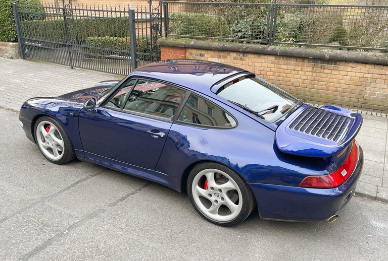 Porsche 993 Carrera 4S