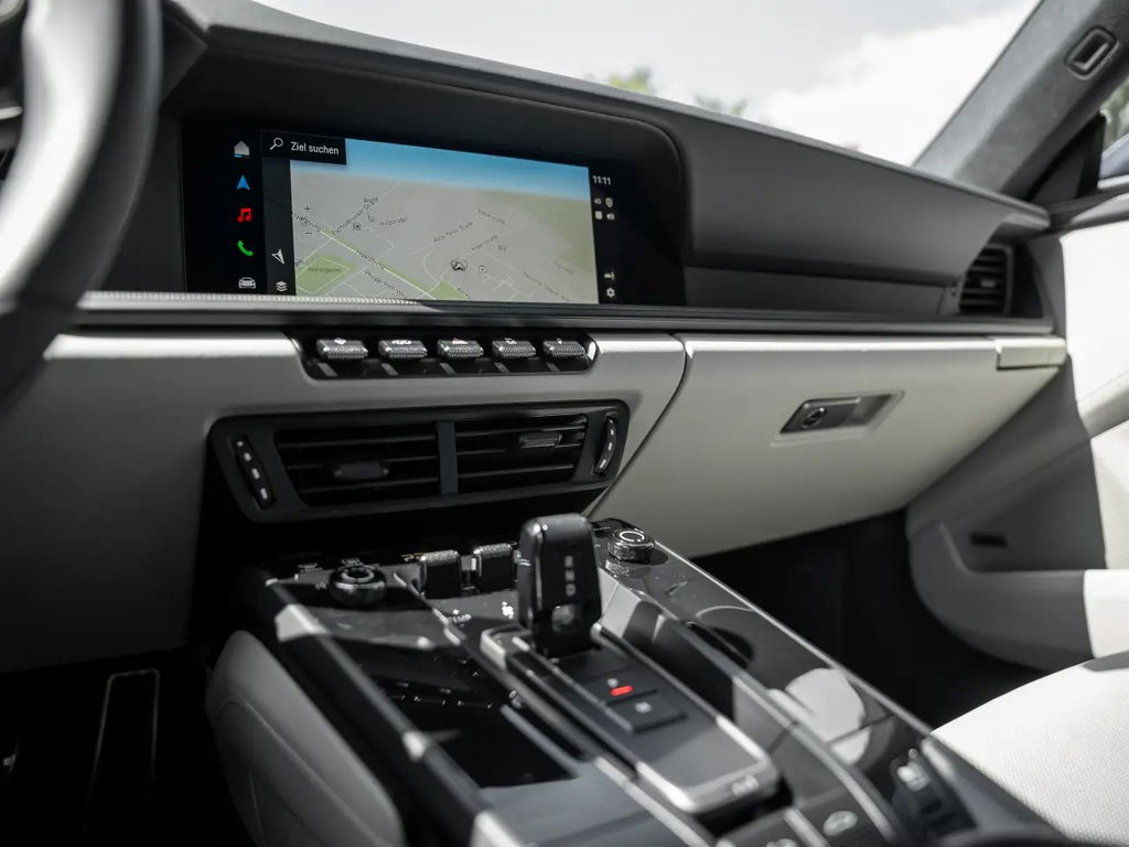 Porsche 992.2 Carrera