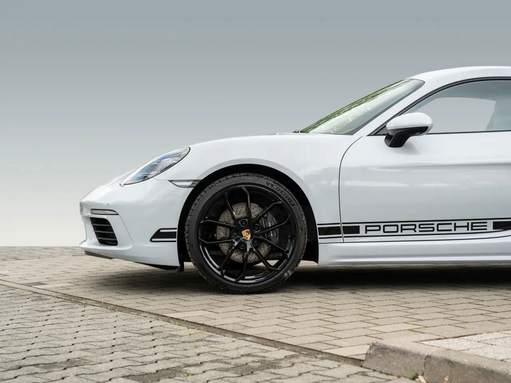 Porsche 718 Cayman Style Edition