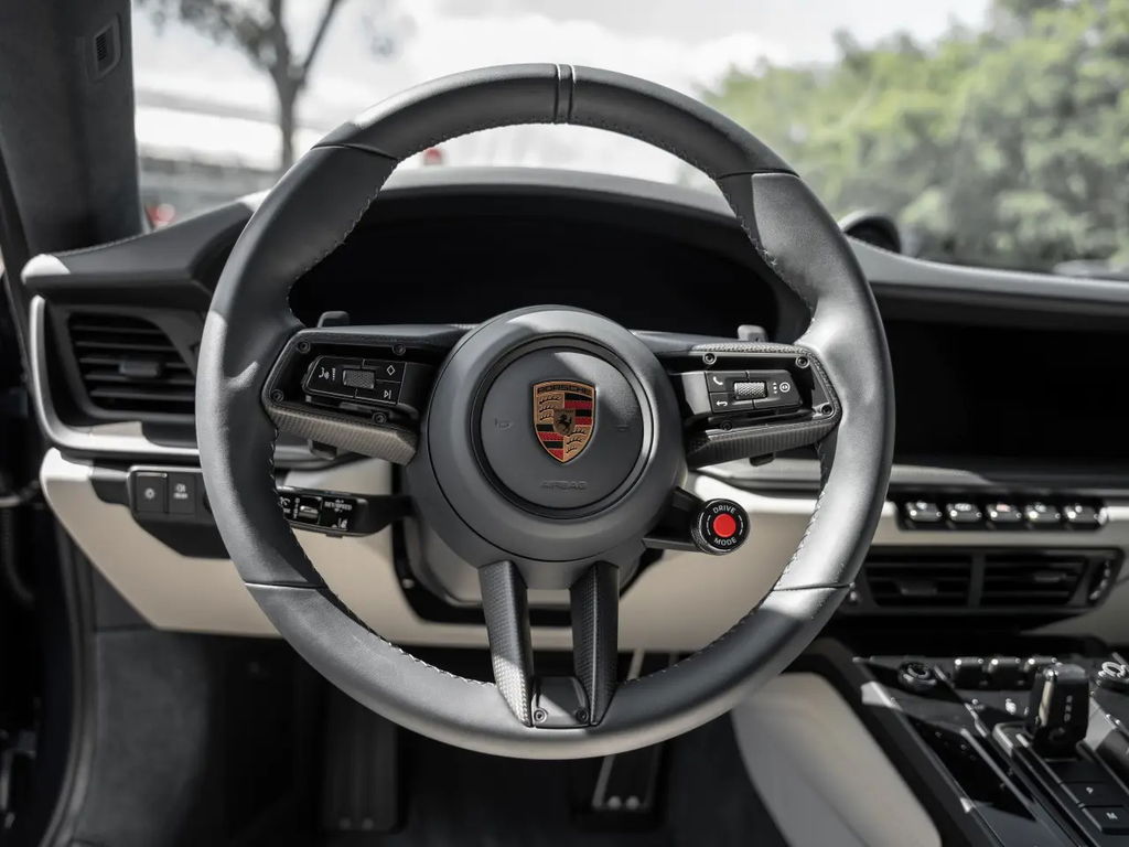 Porsche 992.2 Carrera