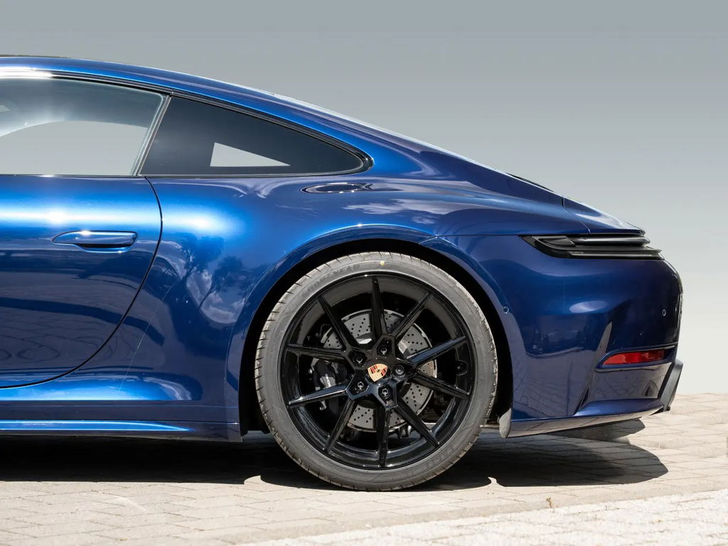 Porsche 992.2 Carrera