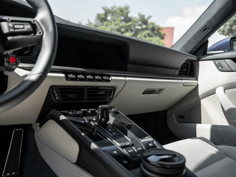 Porsche 992.2 Carrera