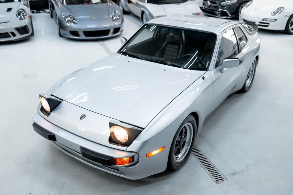 Porsche 944 Coupé
