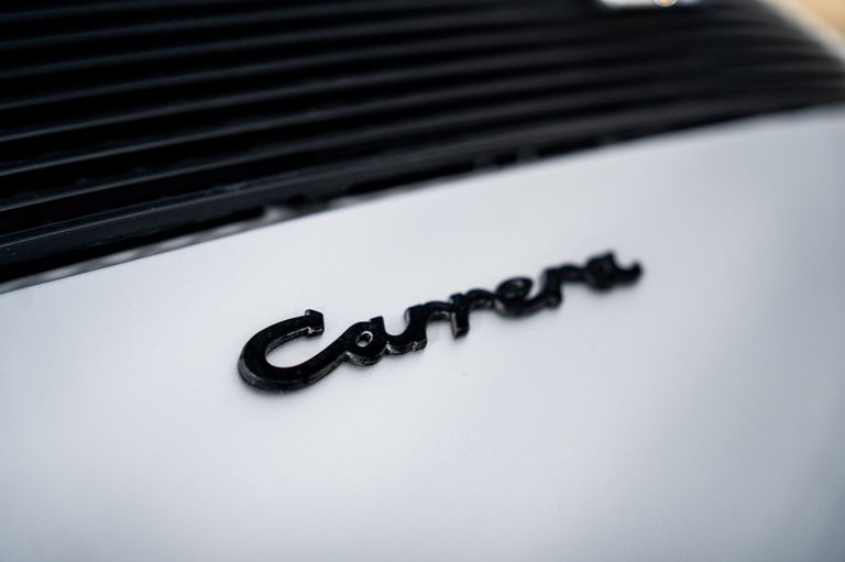 Porsche 911 Carrera 2.7