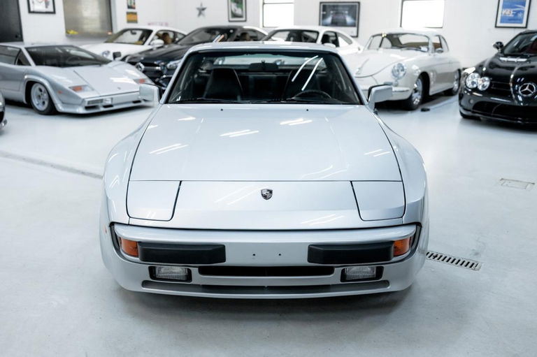Porsche 944 Coupé
