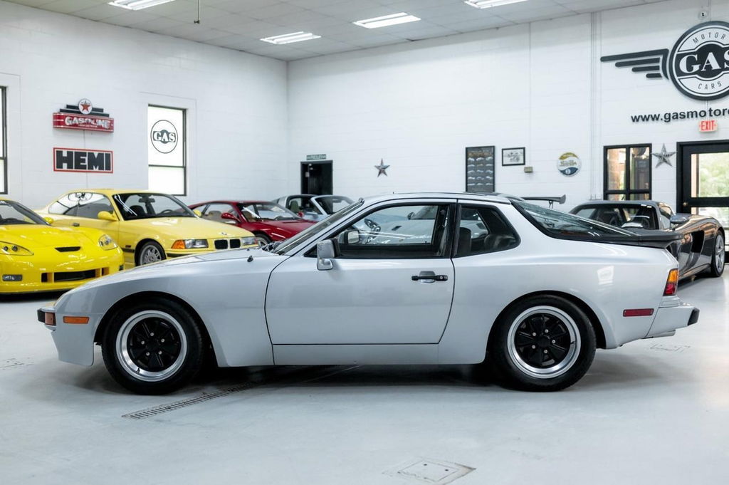 Porsche 944 Coupé