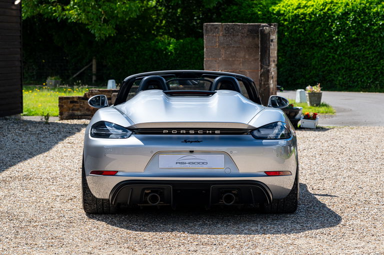 Porsche 718 Spyder