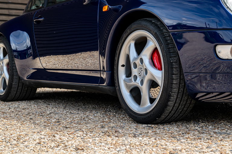 Porsche 993 Carrera 4S