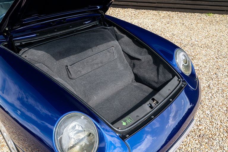 Porsche 993 Carrera 4S