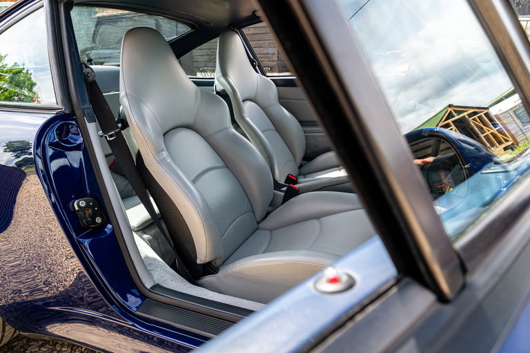 Porsche 993 Carrera 4S