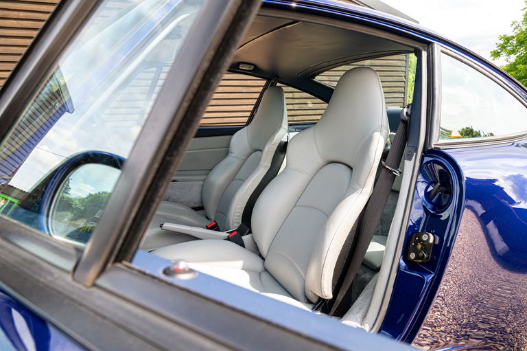 Porsche 993 Carrera 4S