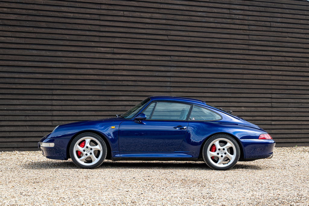Porsche 993 Carrera 4S