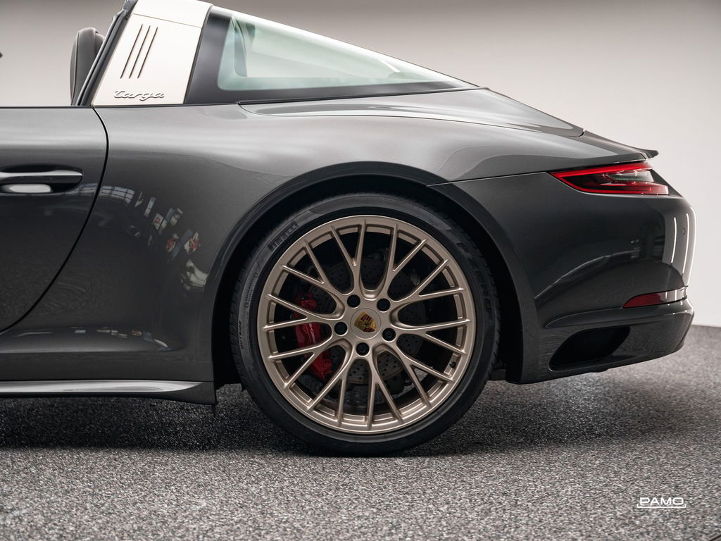 Porsche 991.2 Targa 4 GTS Exclusive Manufaktur Edition