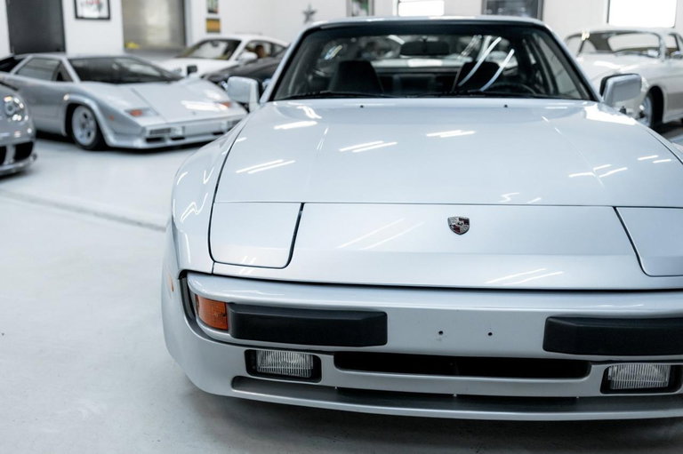 Porsche 944 Coupé