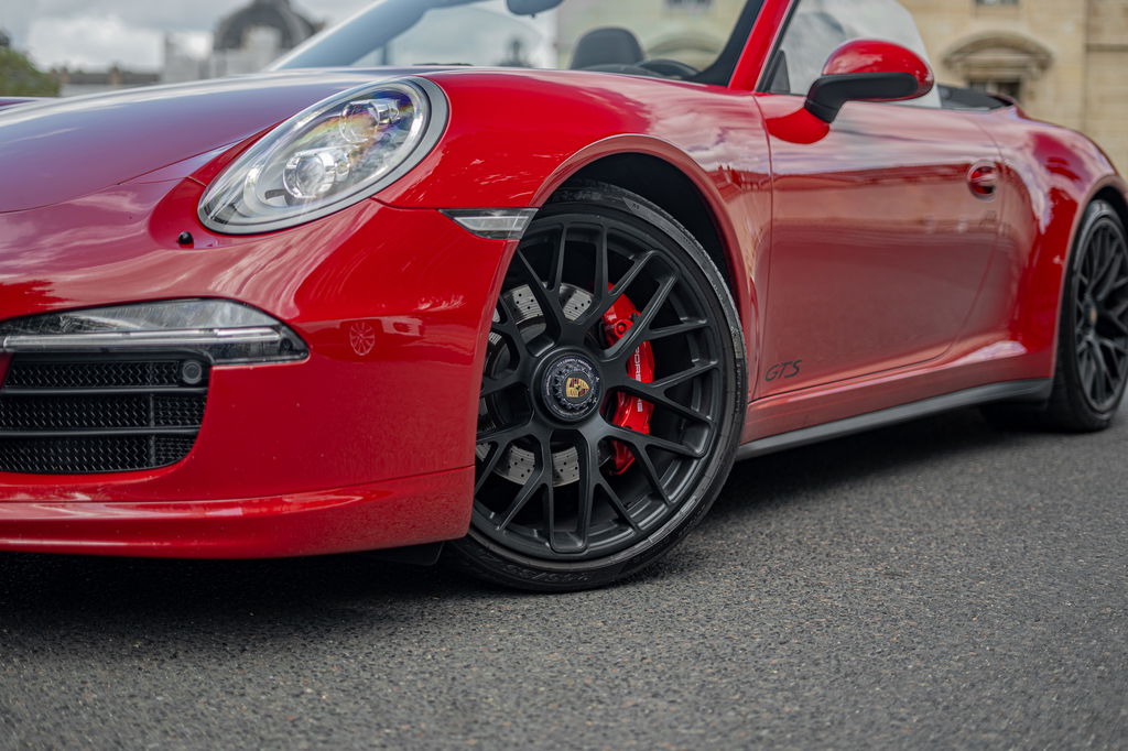Porsche 991 Carrera 4 GTS