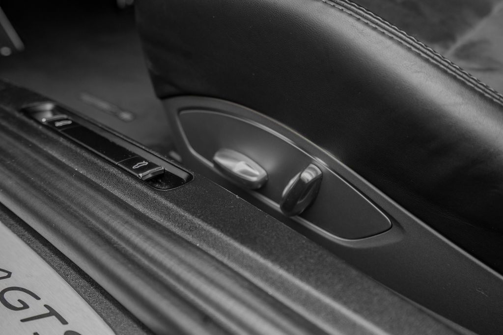 Porsche 991 Carrera 4 GTS