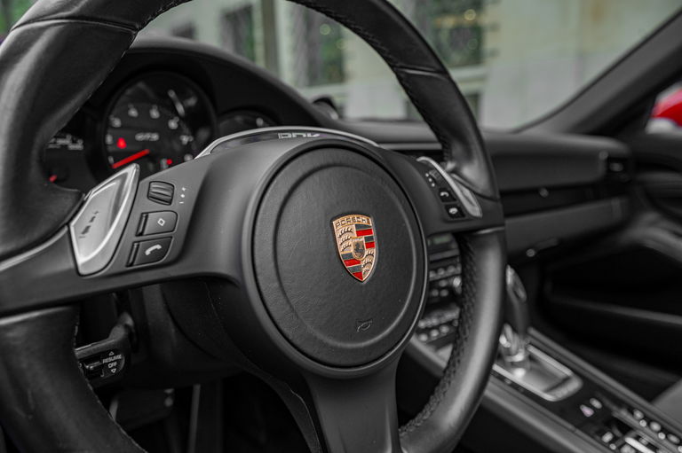 Porsche 991 Carrera 4 GTS