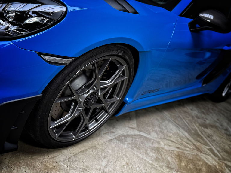 Porsche 718 Cayman GT4 RS