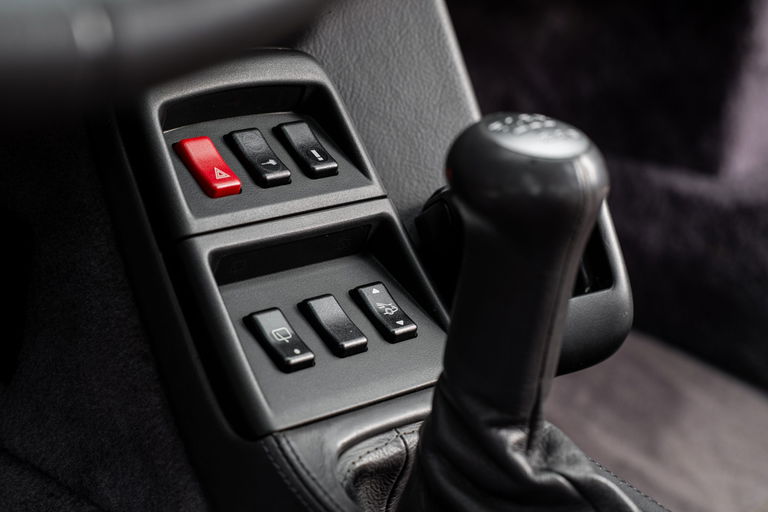 Porsche 993 Carrera 4S