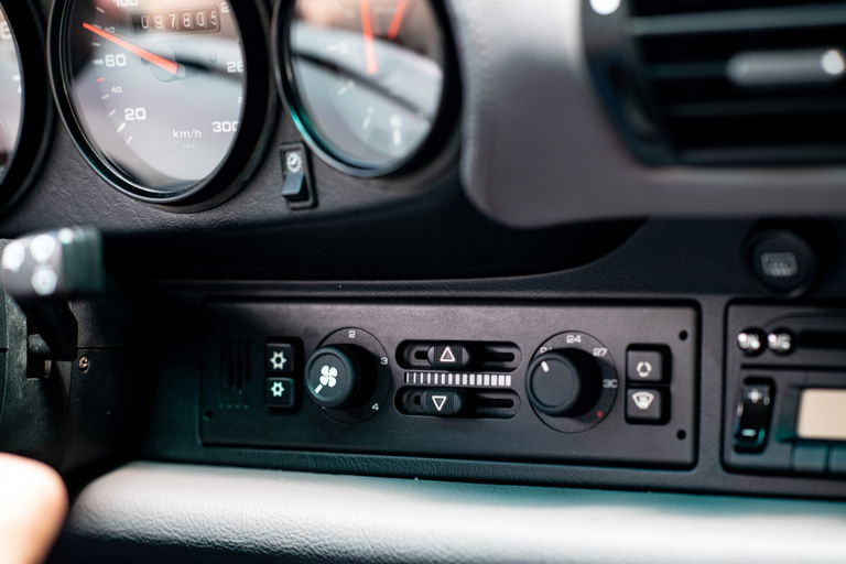 Porsche 993 Carrera 4S