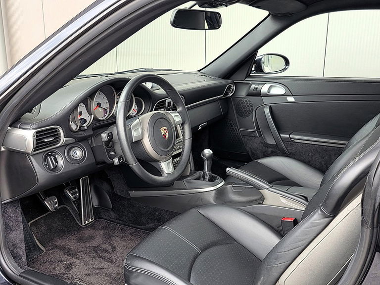 Porsche 997 Carrera 4S