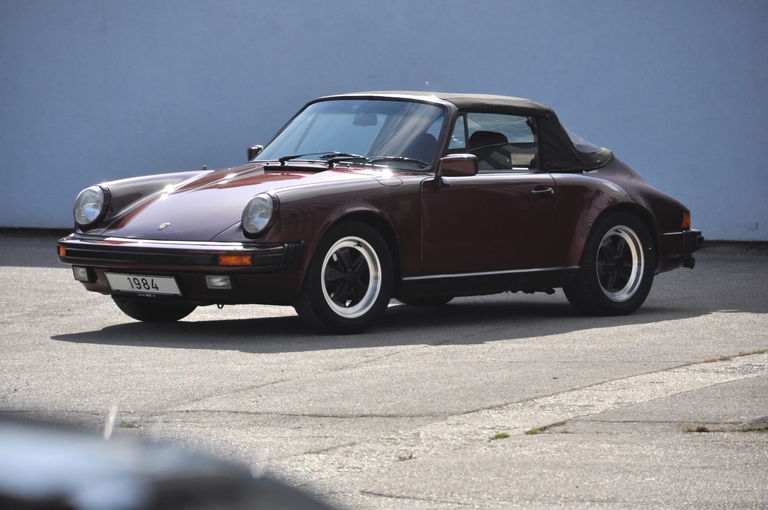 Porsche 911 Carrera 3.2 (US)