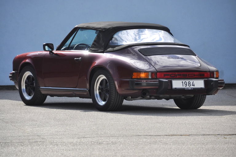 Porsche 911 Carrera 3.2 (US)