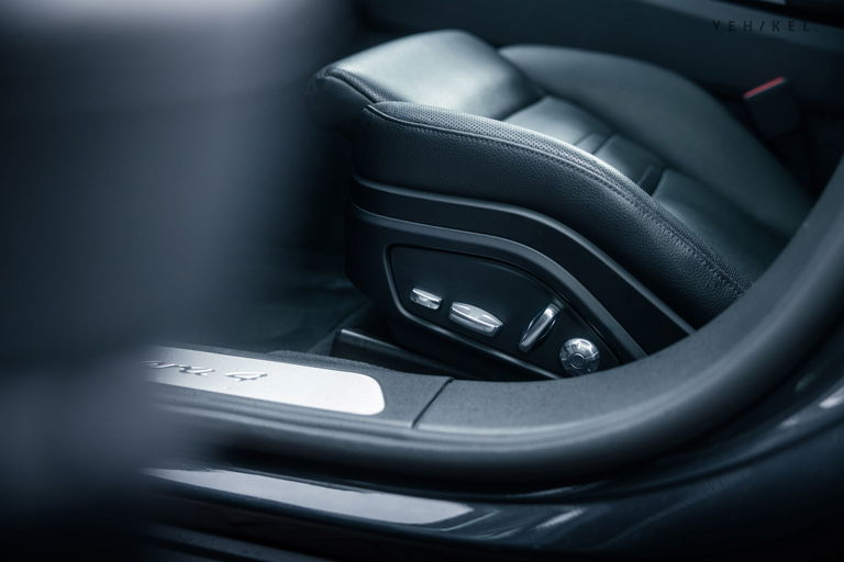 Porsche Panamera 4 E-Hybrid