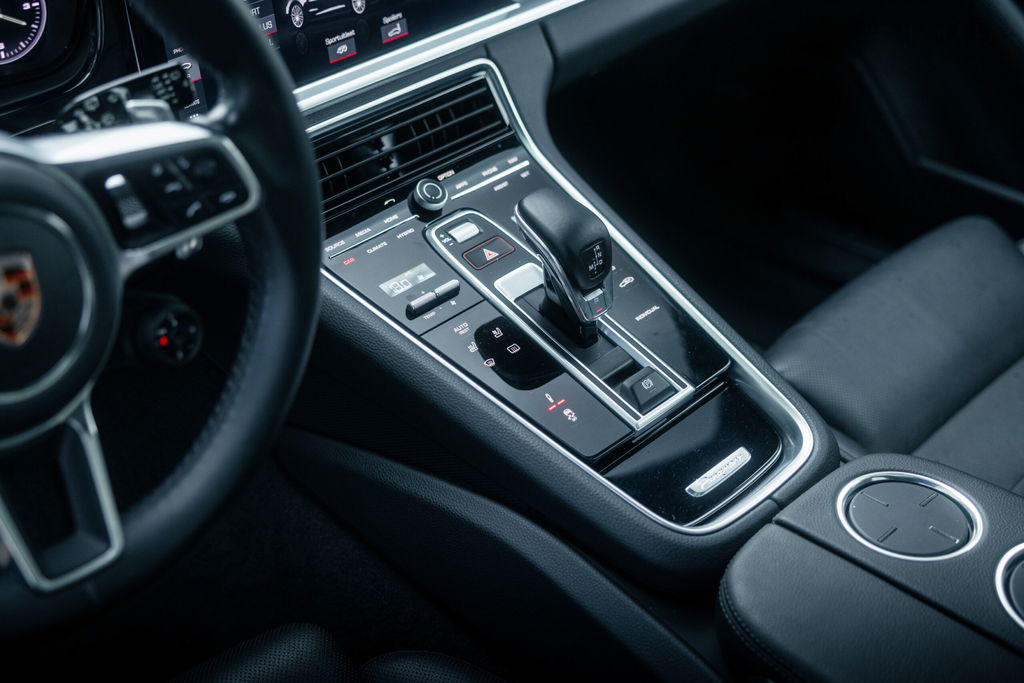 Porsche Panamera 4 E-Hybrid