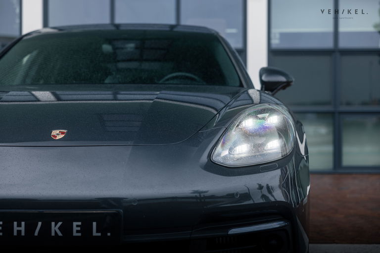 Porsche Panamera 4 E-Hybrid