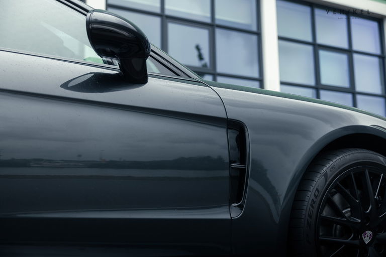 Porsche Panamera 4 E-Hybrid