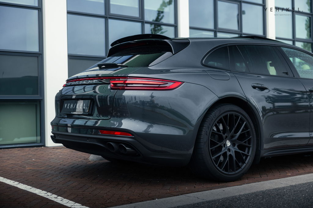 Porsche Panamera 4 E-Hybrid