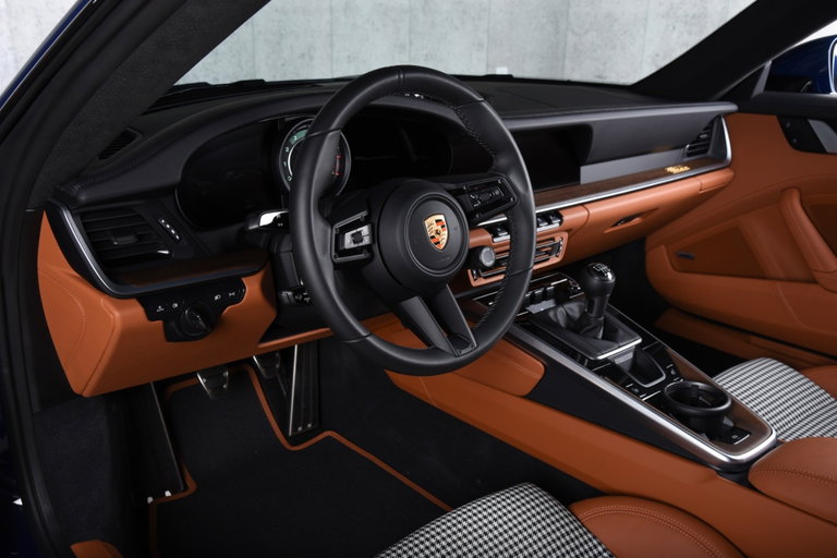 Porsche 992 Sport Classic