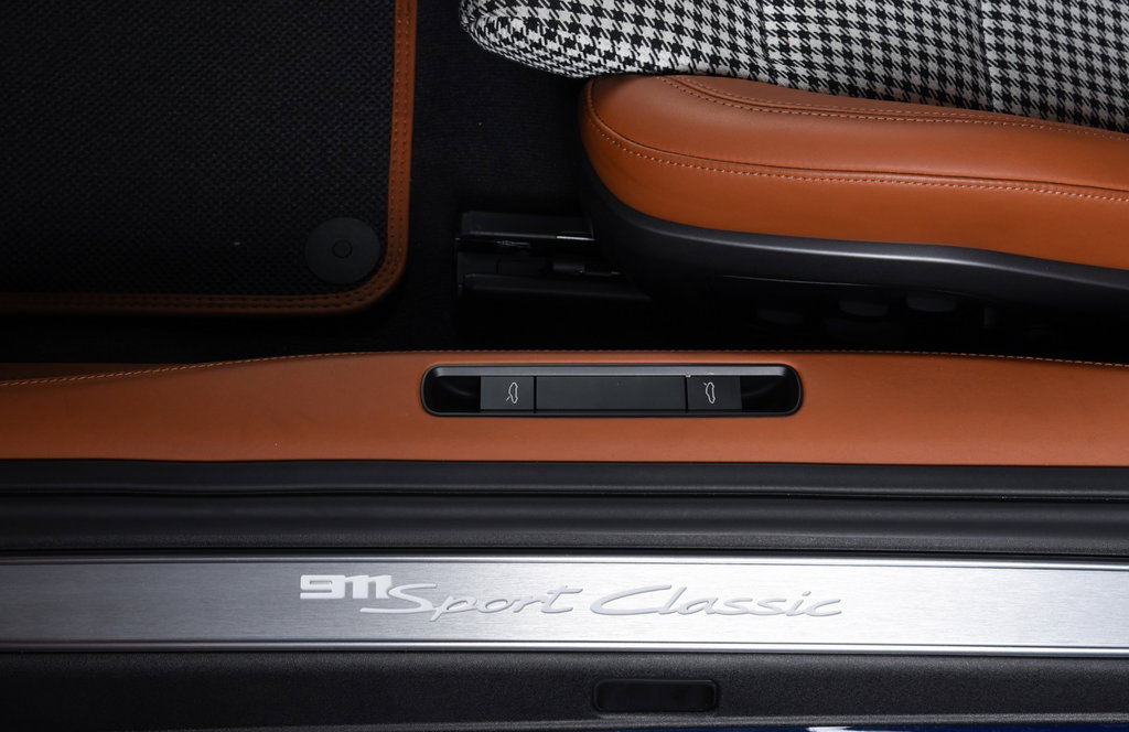 Porsche 992 Sport Classic