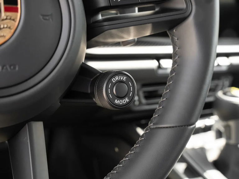 Porsche 992 GT3 Touring