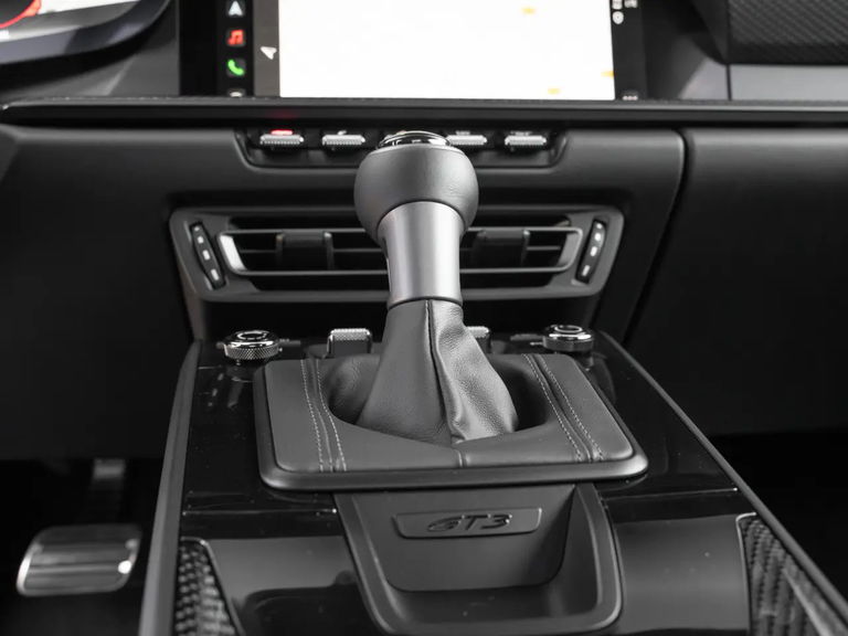 Porsche 992 GT3 Touring