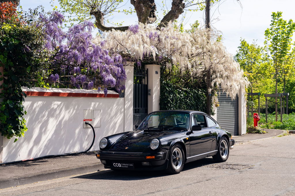 Porsche 911 Carrera 3.2