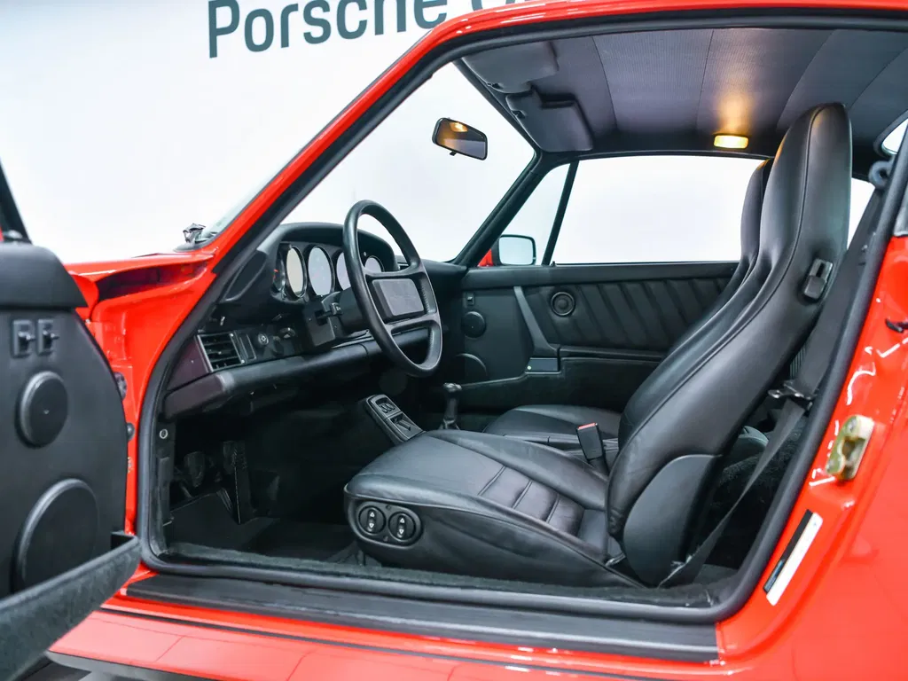 Porsche 964 Carrera 4