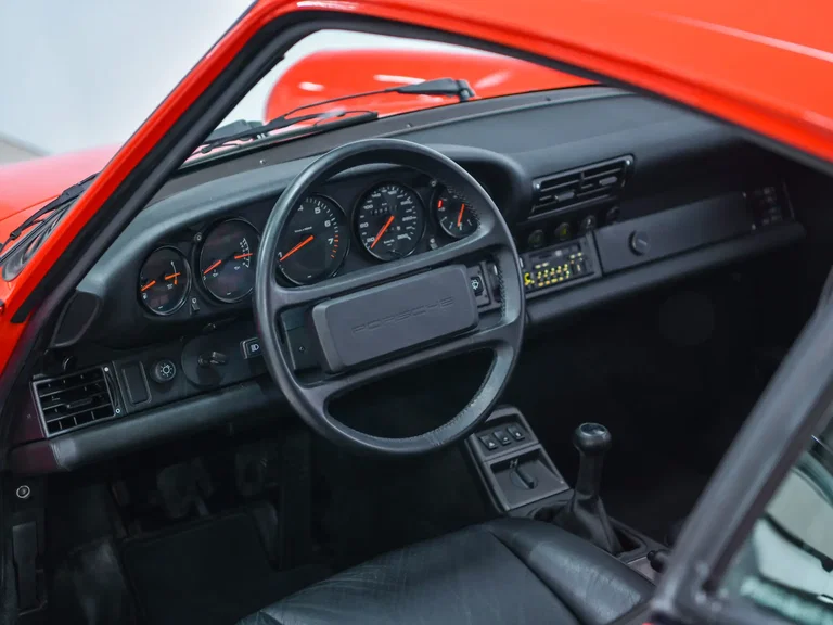 Porsche 964 Carrera 4