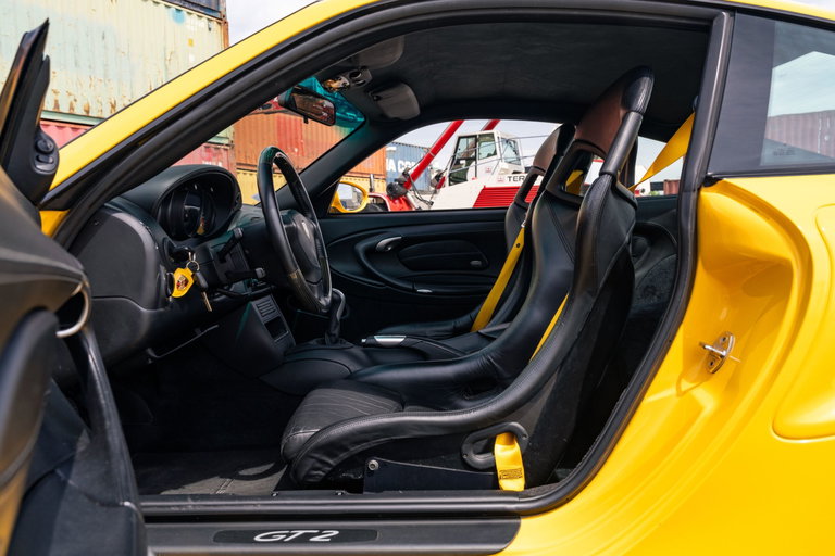 Porsche 996.2 GT2