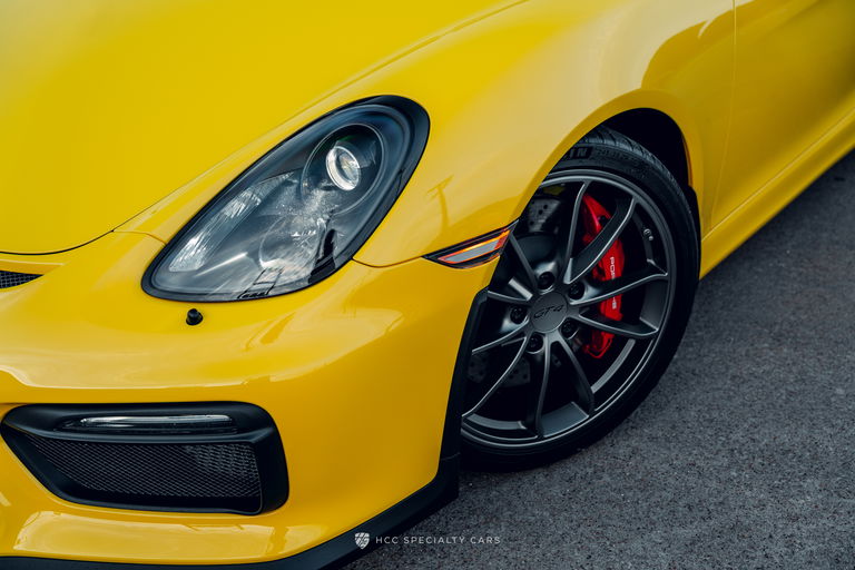 Porsche 981 Cayman GT4