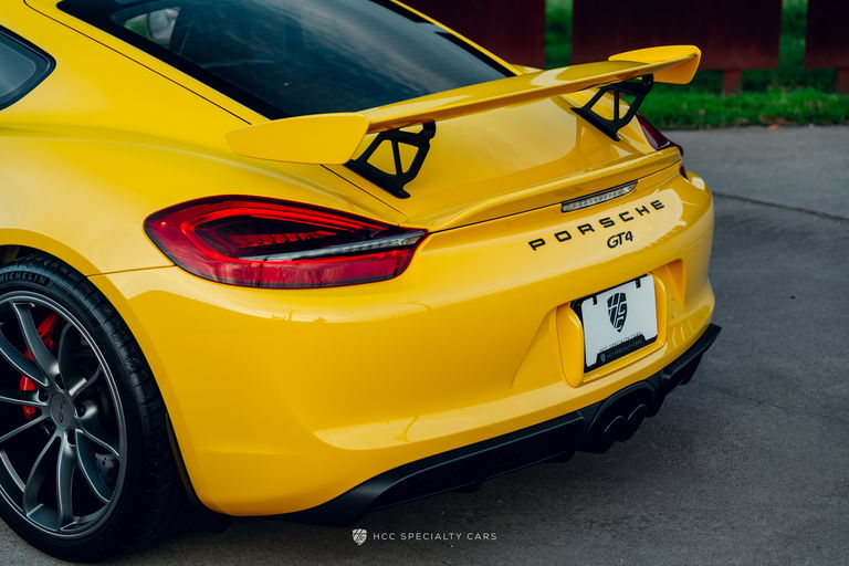 Porsche 981 Cayman GT4