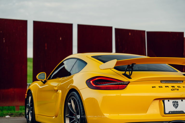 Porsche 981 Cayman GT4