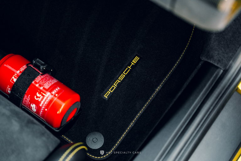 Porsche 981 Cayman GT4