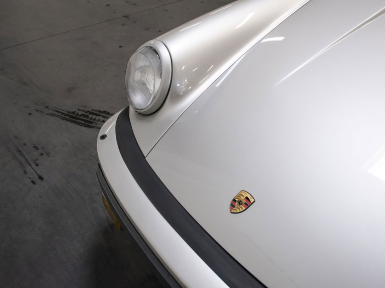 Porsche 911 Turbo 3.3